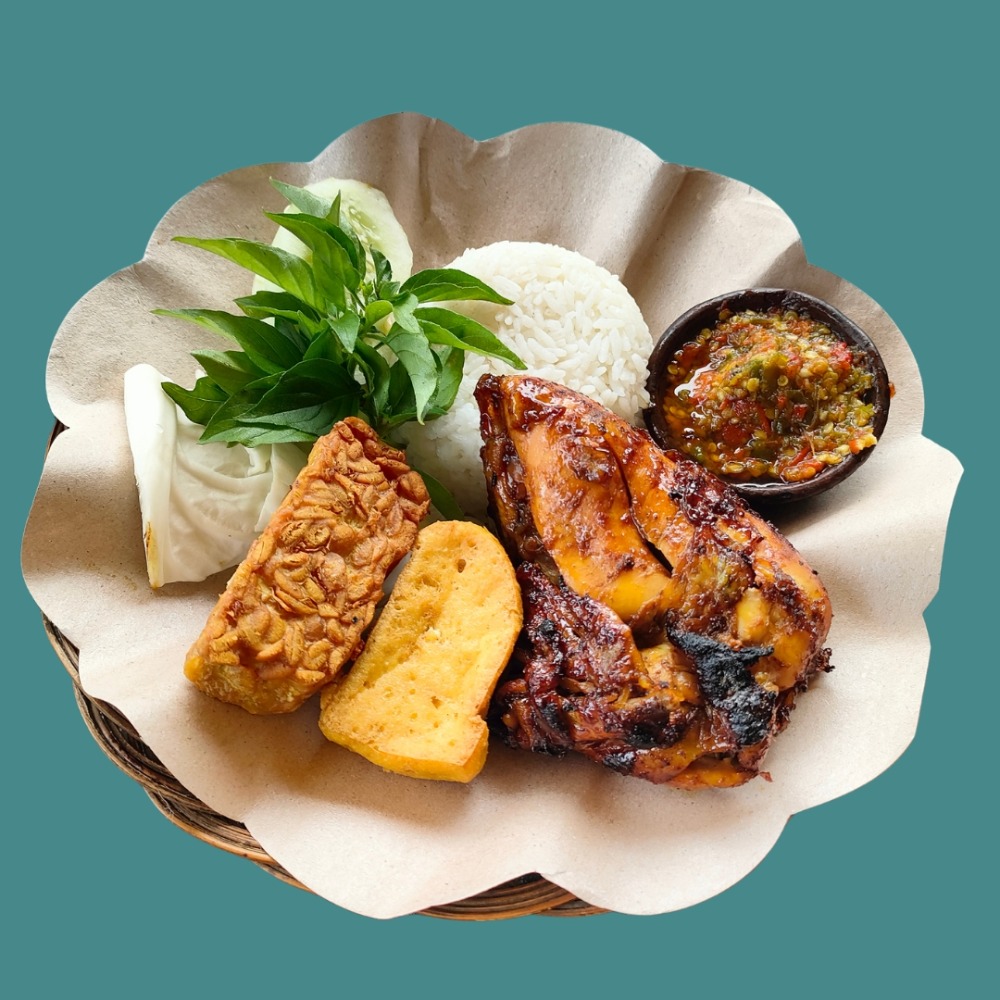 7 Ayam Goreng Enak dan Terbaik di Karawang 7 Ayam Goreng Enak dan Terbaik di Karawang