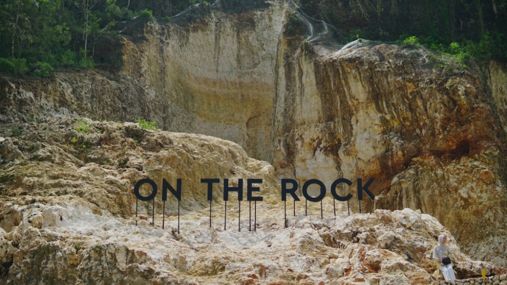 On The Rock - Drini : Cerita dari Ujung Tebing On The Rock - Drini : Cerita dari Ujung Tebing