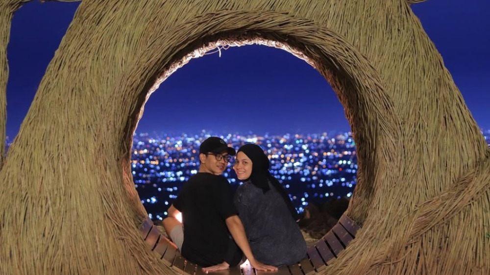 HUTAN PINUS PENGGER : PENGINGAT KEHIDUPAN HUTAN PINUS PENGGER : PENGINGAT KEHIDUPAN