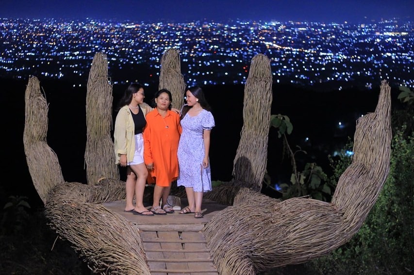 Source : Dokumentasi Pribadi Tamu Trip Keliling Jogja Source : Dokumentasi Pribadi Tamu Trip Keliling Jogja