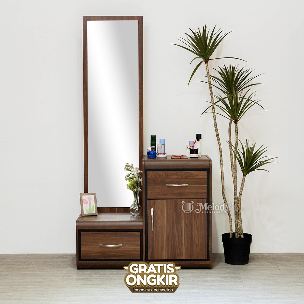 Inspirasi Meja Rias Minimalis untuk Kamar Lebih Rapi & Estetik Inspirasi Meja Rias Minimalis untuk Kamar Lebih Rapi & Estetik