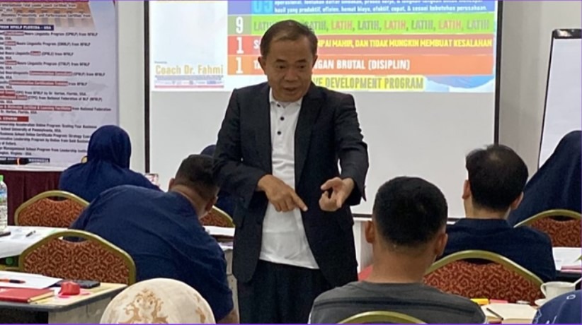 Grounded Human Resource Development: Strategi Jitu Kelola SDM untuk Melejitkan Bisnis Grounded Human Resource Development: Strategi Jitu Kelola SDM untuk Melejitkan Bisnis