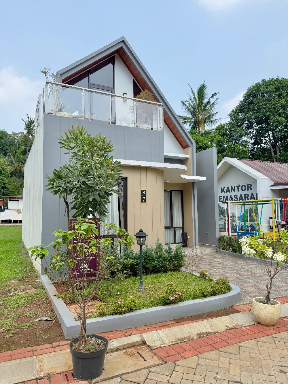 Perumahan di Depok yang Aman? Ada Villa Esperanza dengan One Gate System Perumahan di Depok yang Aman? Ada Villa Esperanza dengan One Gate System