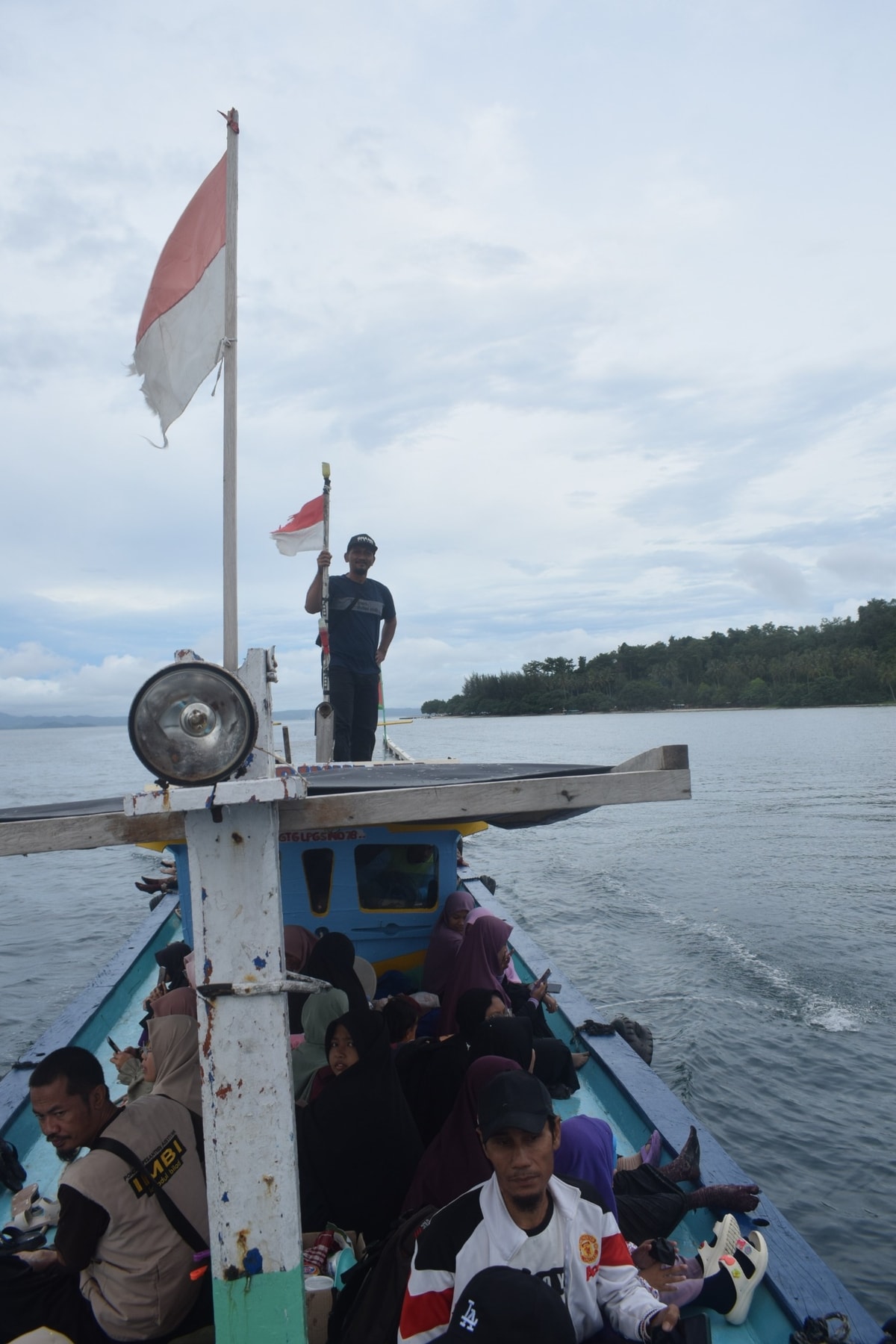 ADAB DIATAS ILMU ADAB DIATAS ILMU