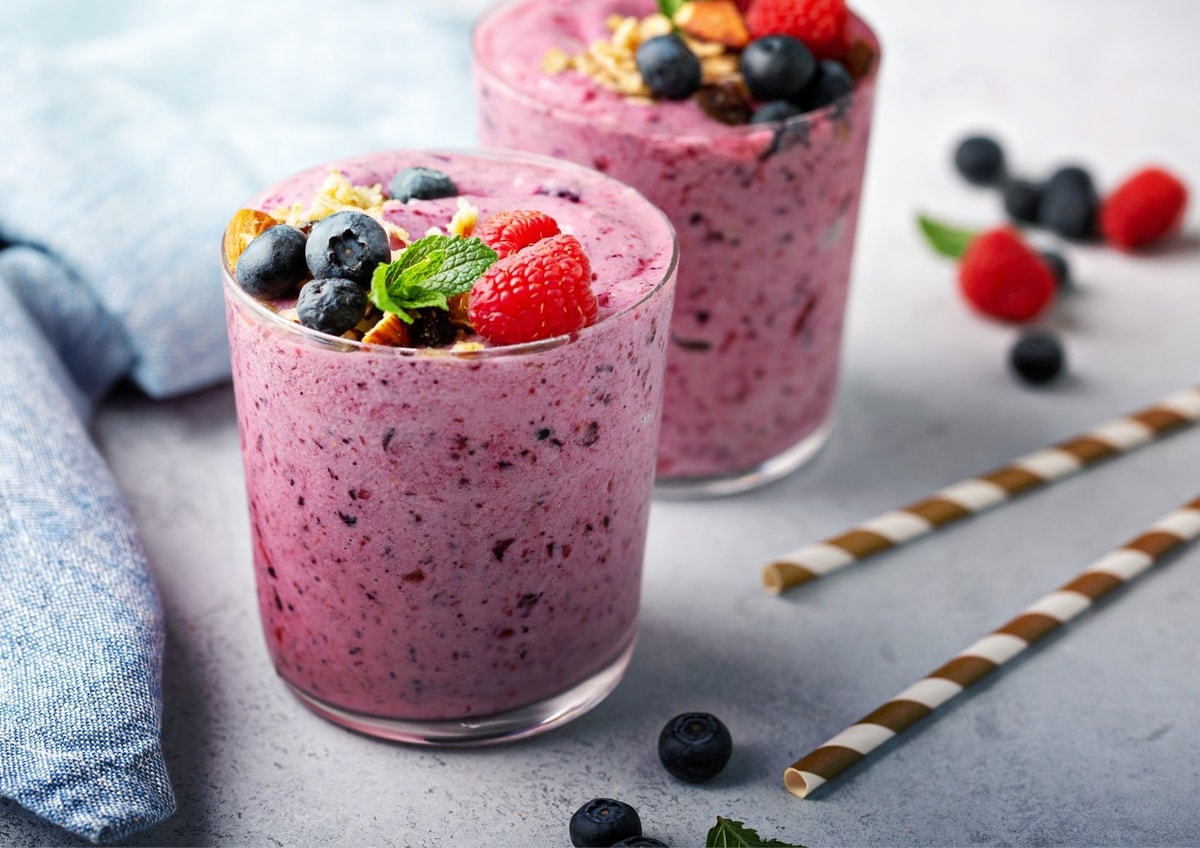 Smoothie Buah Segar: Minuman Sehat yang Bisa Dibuat Sendiri Smoothie Buah Segar: Minuman Sehat yang Bisa Dibuat Sendiri