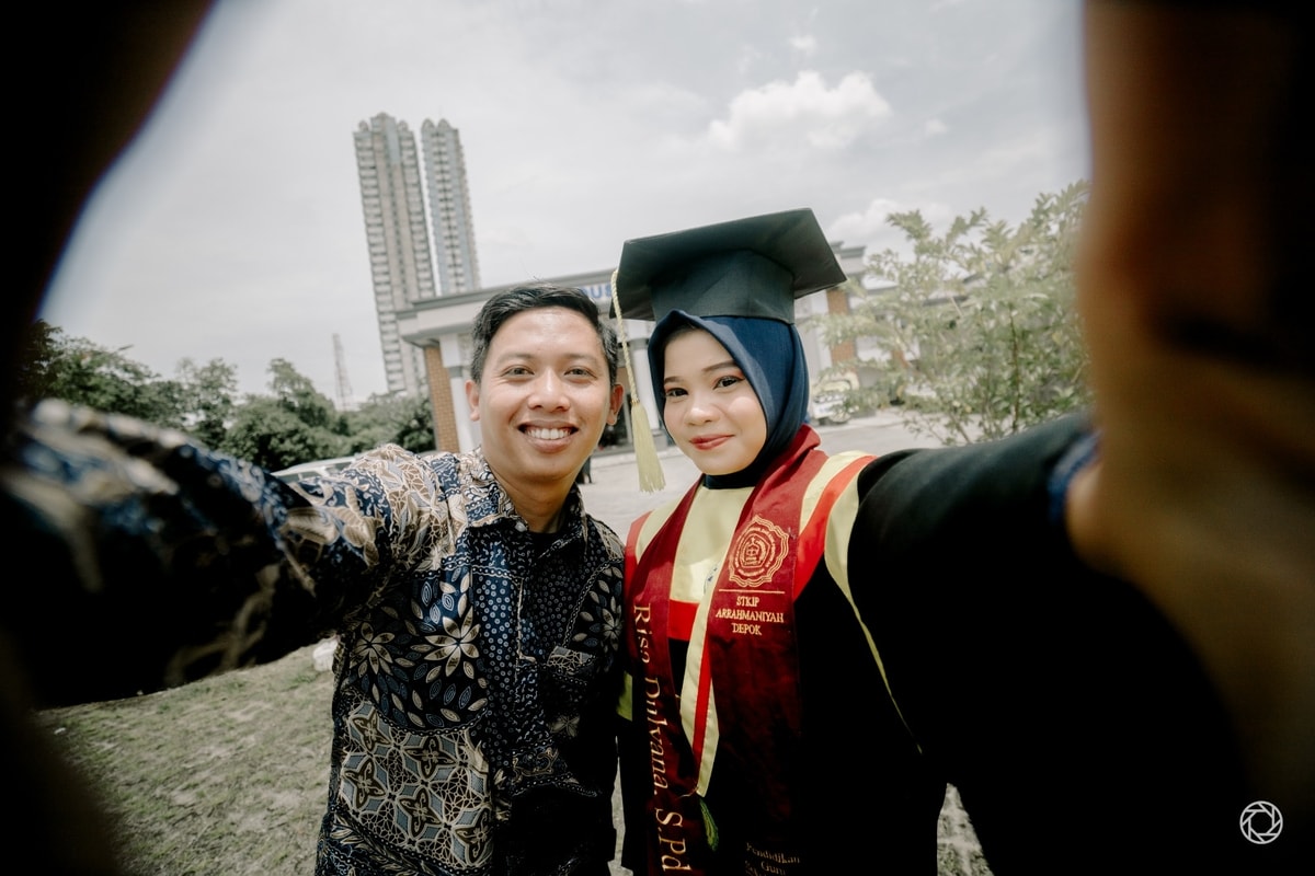 Risa Dulyana Graduation Session at RONATAMA GRAHA & CONVENCIONAL HALL Risa Dulyana Graduation Session at RONATAMA GRAHA & CONVENCIONAL HALL