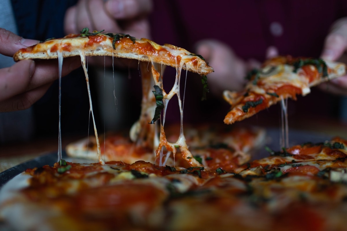 Ini Dia, 5 Cara Memakan Pizza yang Benar Ini Dia, 5 Cara Memakan Pizza yang Benar