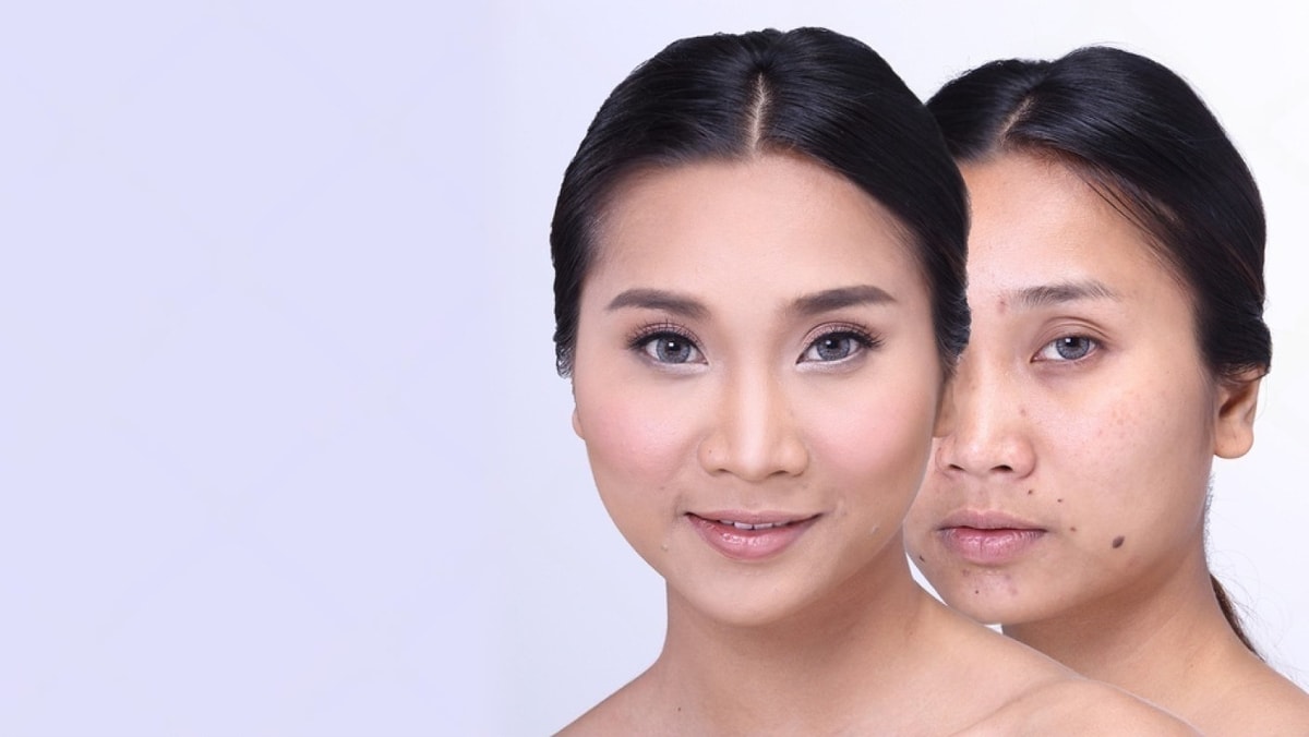 Rahasia Makeup Anti-Cakey untuk Kulit Berjerawat dengan Alamin Liquid Foundation Acne Rahasia Makeup Anti-Cakey untuk Kulit Berjerawat dengan Alamin Liquid Foundation Acne