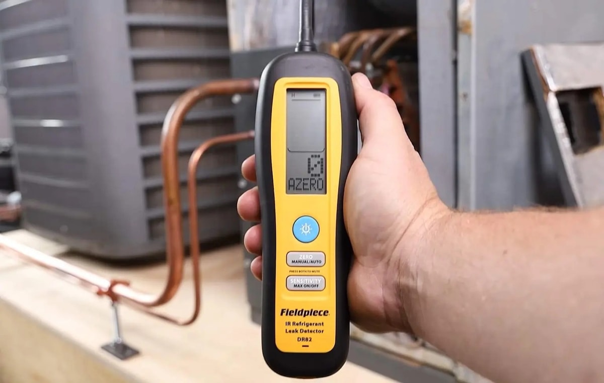 Cara Menggunakan Leak Detector untuk Mendeteksi Bocor Freon Kulkas Cara Menggunakan Leak Detector untuk Mendeteksi Bocor Freon Kulkas