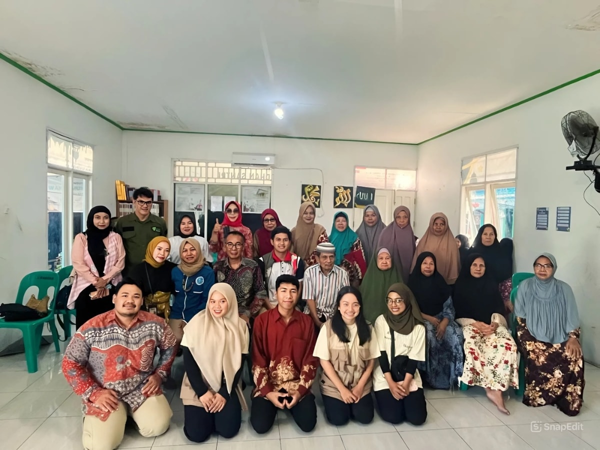 Kolaborasi Almarhamah: Batik Nusantara sebagai Ruang Ekspresi Lansia! Kolaborasi Almarhamah: Batik Nusantara sebagai Ruang Ekspresi Lansia!