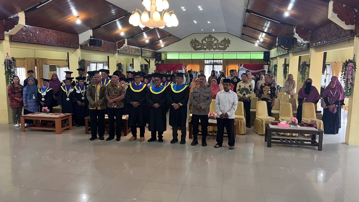 30 Peserta Sekolah Lansia NURANI Diwisuda, MoU S2 Ditandatangani 30 Peserta Sekolah Lansia NURANI Diwisuda, MoU S2 Ditandatangani