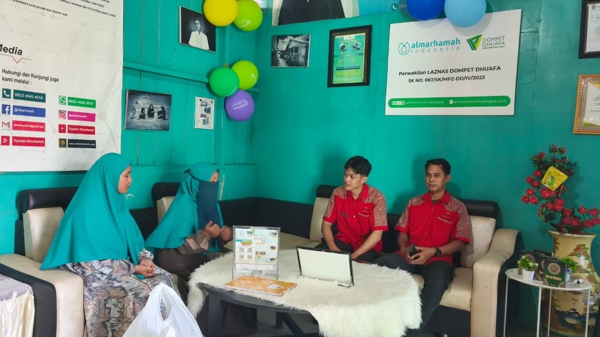 Penyampaian Apresiasi dari Perwakilan Almarhamah Penyampaian Apresiasi dari Perwakilan Almarhamah