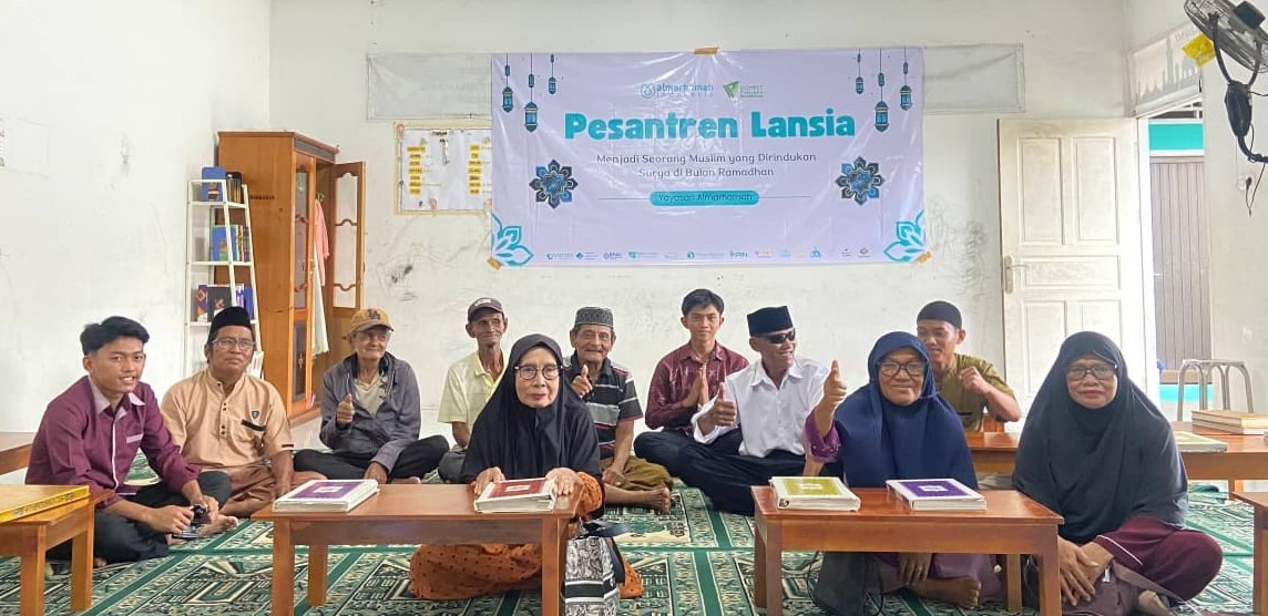 Pesantren Lansia, Komitmen Spiritual Almarhamah untuk Lansia Pesantren Lansia, Komitmen Spiritual Almarhamah untuk Lansia