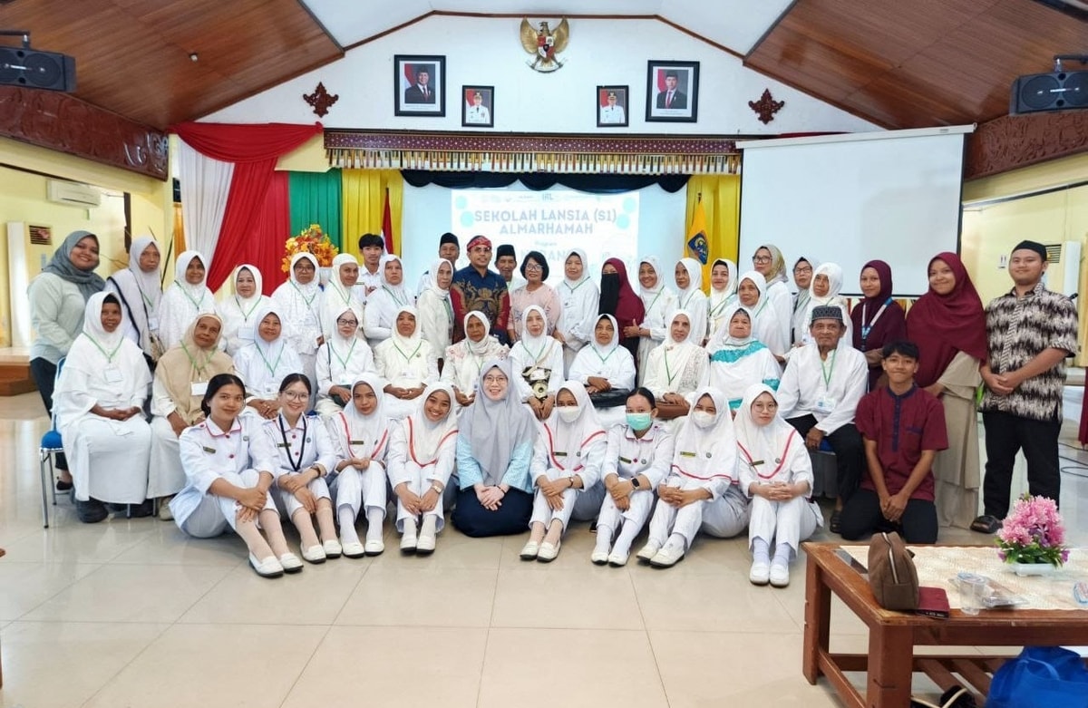 Kesehatan Lansia Jadi Prioritas: Screening Gratis Warnai Pembukaan Pertemuan Ke-5 Sekolah Lansia NURANI Kesehatan Lansia Jadi Prioritas: Screening Gratis Warnai Pembukaan Pertemuan Ke-5 Sekolah Lansia NURANI