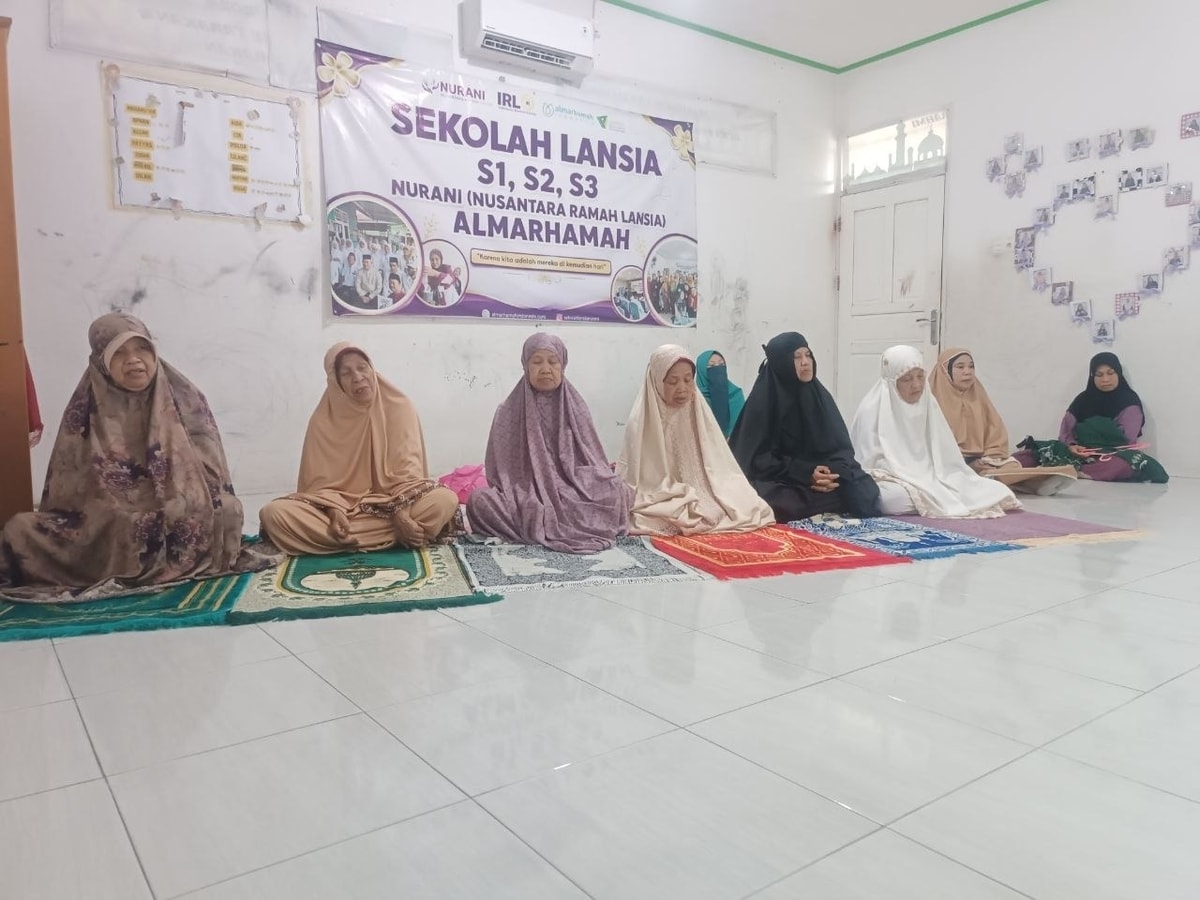 Siapkan Bekal Akhirat! Lansia SQR NURANI Istiqamah Dhuha dan Kajian Islam Siapkan Bekal Akhirat! Lansia SQR NURANI Istiqamah Dhuha dan Kajian Islam