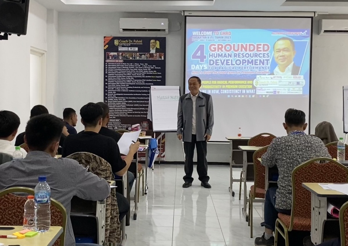Workshop 4 Days GHRD Led by Coach Dr. Fahmi: Transformasi SDM untuk Kinerja dan Produktivitas Ekstrem Workshop 4 Days GHRD Led by Coach Dr. Fahmi: Transformasi SDM untuk Kinerja dan Produktivitas Ekstrem