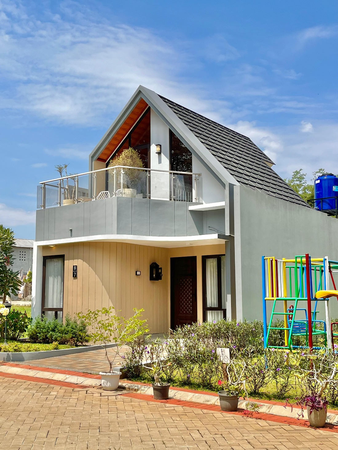 Kontrakan Nggak Ada Habisnya, Saatnya Punya Rumah Sendiri Kontrakan Nggak Ada Habisnya, Saatnya Punya Rumah Sendiri