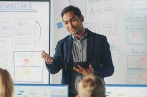 10 Mindset yang Harus Dimiliki Tiap Guru agar Sukses dalam Mengajar 10 Mindset yang Harus Dimiliki Tiap Guru agar Sukses dalam Mengajar