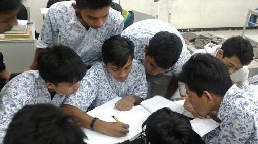 Kelebihan Metode Tutor Sebaya dalam Pembelajaran PAI Tentang Halal dan Haram Kelebihan Metode Tutor Sebaya dalam Pembelajaran PAI Tentang Halal dan Haram