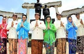 Kekayaan Budaya: Ragam Nama Pakaian Adat Jawa Timur yang Eksotis