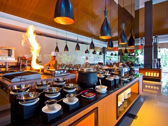Source : https://media-cdn.tripadvisor.com/media/photo-s/1b/df/e1/47/pringgondani-restaurant.jpg Source : https://media-cdn.tripadvisor.com/media/photo-s/1b/df/e1/47/pringgondani-restaurant.jpg