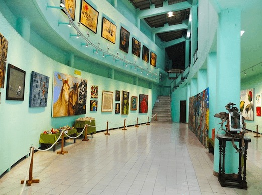 Source : https://visitingjogja.jogjaprov.go.id/wp-content/uploads/2017/01/Museum-Affandi.png Source : https://visitingjogja.jogjaprov.go.id/wp-content/uploads/2017/01/Museum-Affandi.png