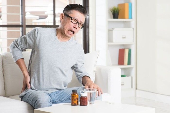 Kristal Asam Urat: Musuh Tak Terduga dalam Setiap Langkah Anda Kristal Asam Urat: Musuh Tak Terduga dalam Setiap Langkah Anda