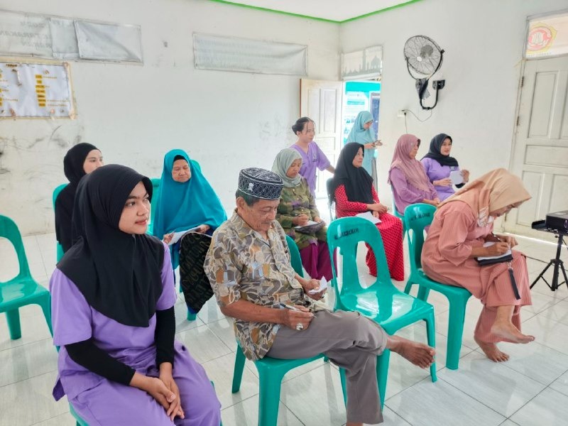 Mahasiswa D3 Keperawatan UBT Gelar Penyuluhan Hipertensi untuk Lansia di Yayasan Almarhamah Mahasiswa D3 Keperawatan UBT Gelar Penyuluhan Hipertensi untuk Lansia di Yayasan Almarhamah