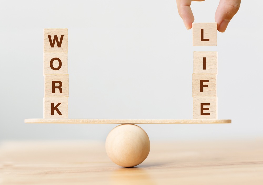 Tips Sederhana Menjaga Work-Life Balance Biar Hidup Nggak Cuma Tentang Kerja
