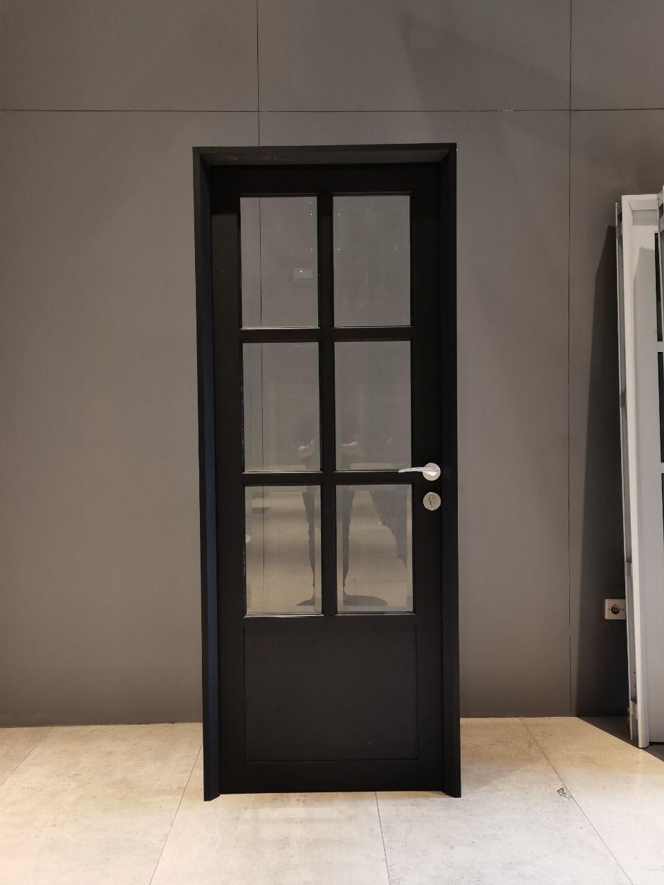 Max 7-KKT 800 x 2000 Warna Hitam