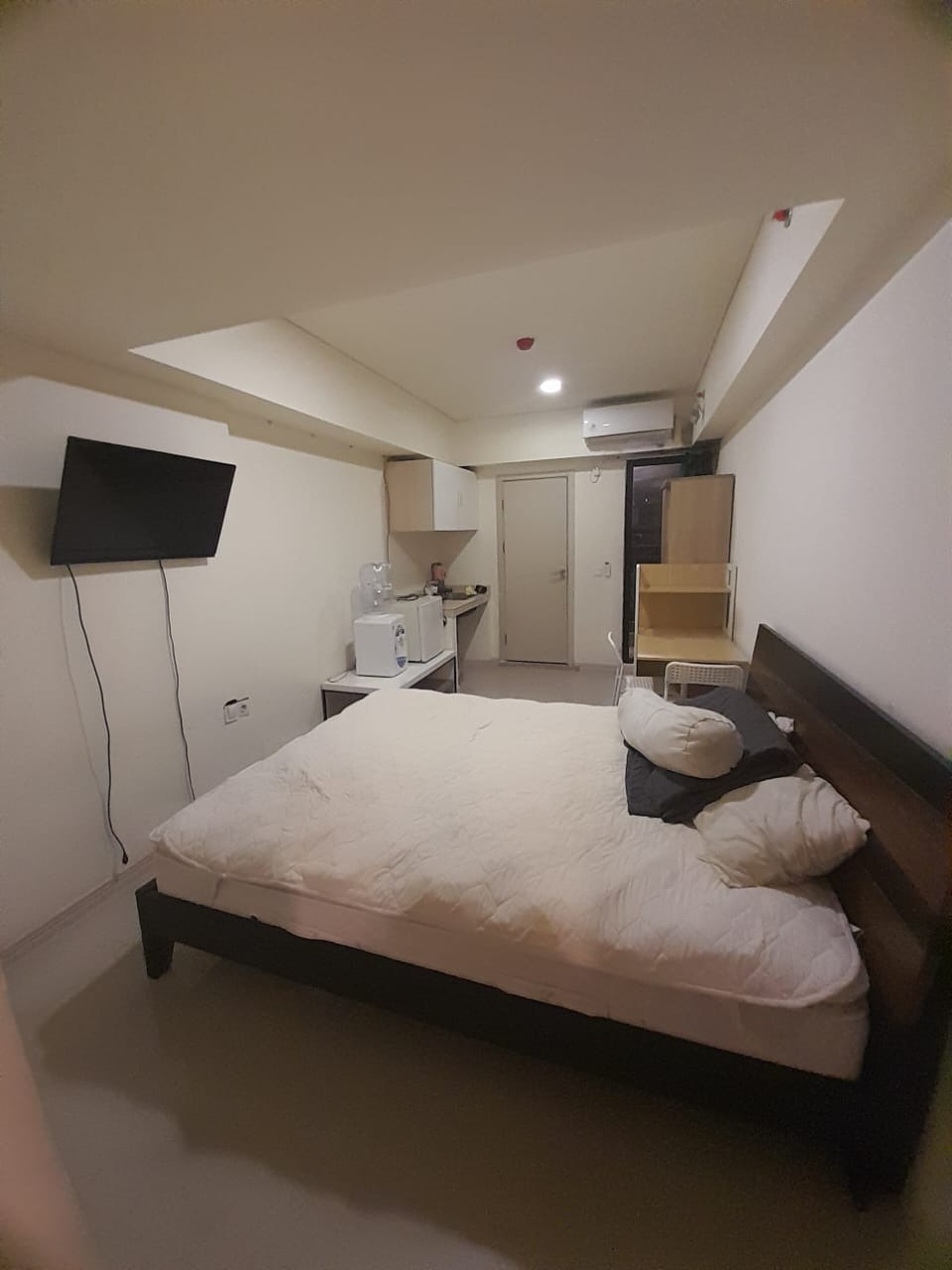 Disewakan unit studio Apartemen Meikarta Full Furnish
