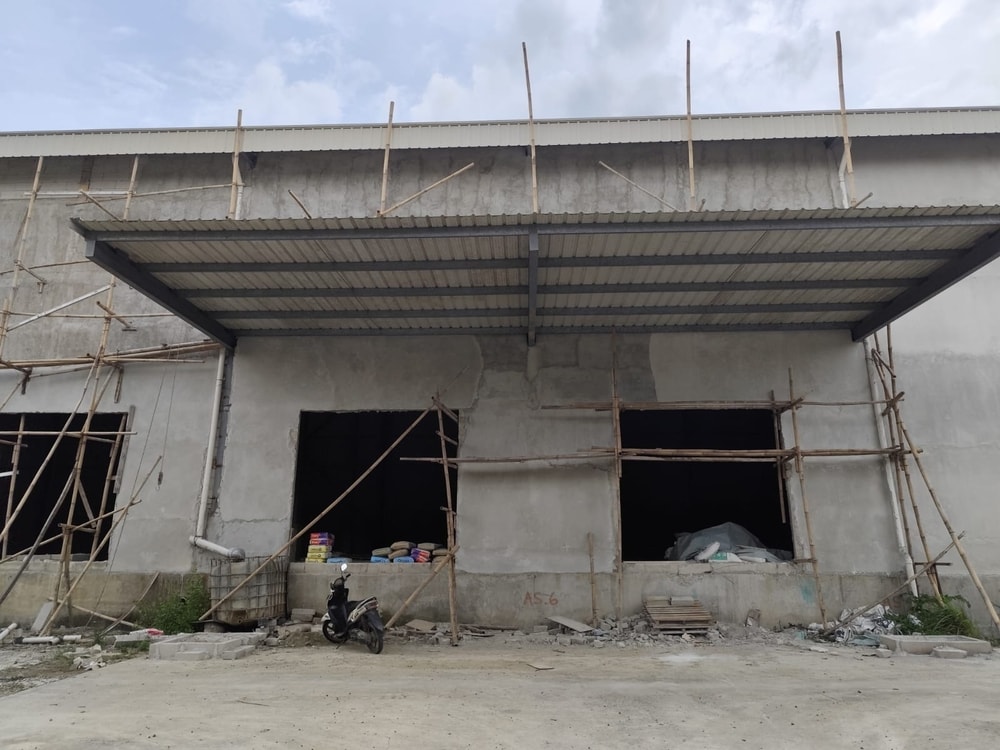 tampak-depan-gudang-delta-silicon-cikarang