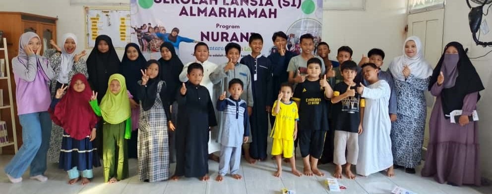 Ikatan Bidan Indonesia Tarakan Guncang Almarhamah dengan Sosialisasi PHBS dan Pengenalan Tubuh!