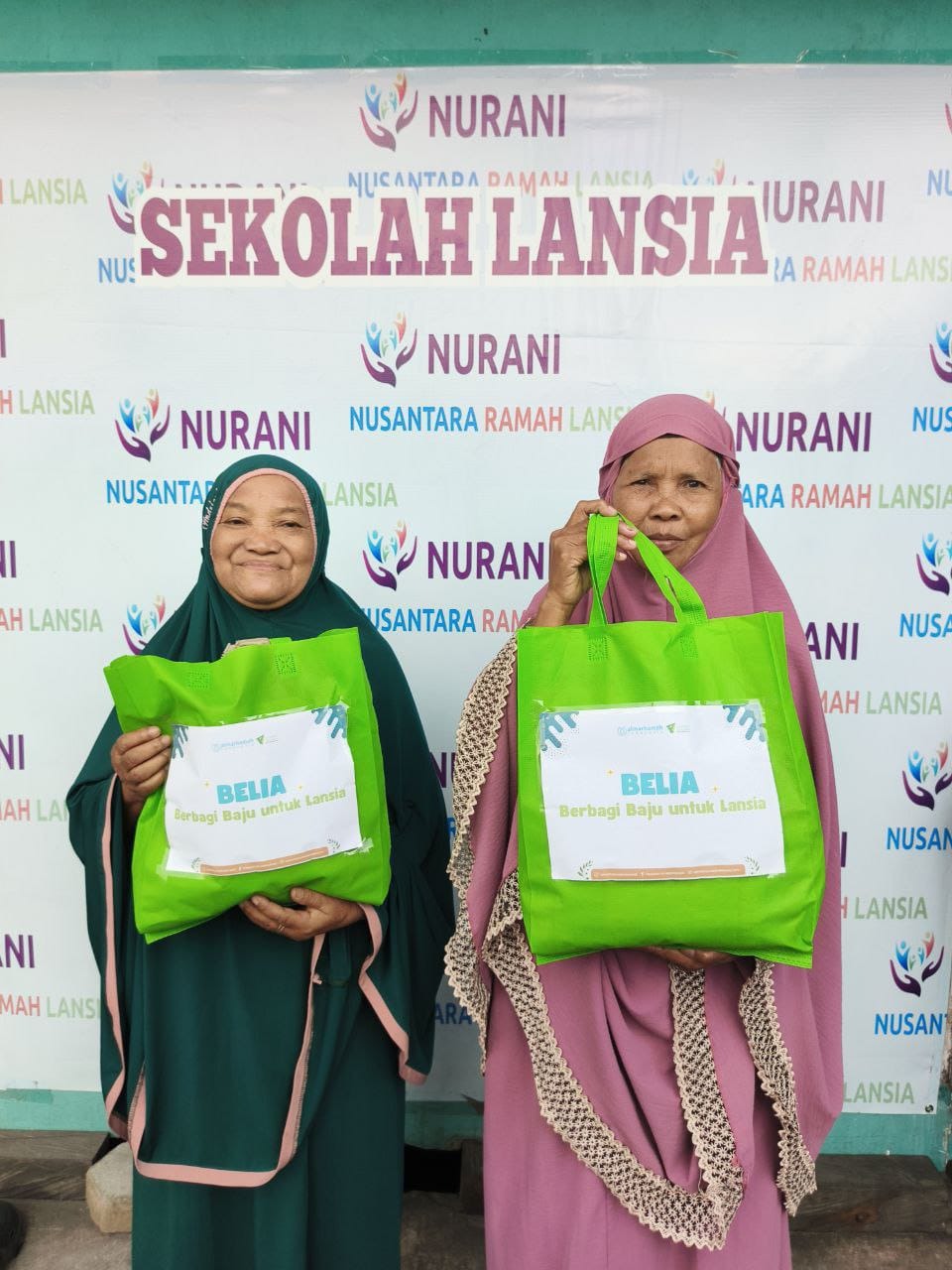 BELIA "Berbagi Baju untuk Lansia"