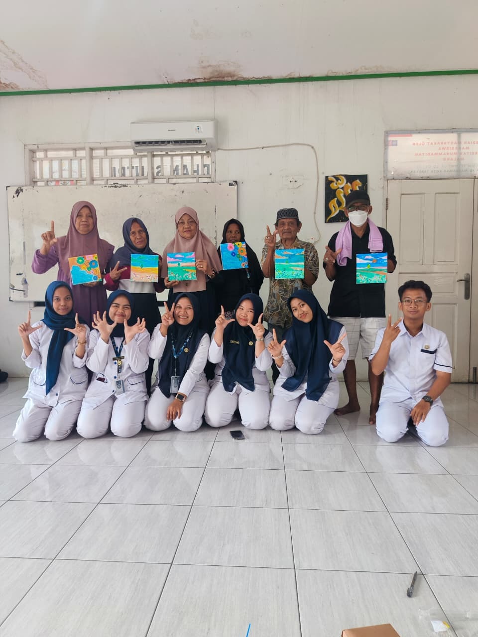 Art Painting Canvas, Lansia Almarhamah Ekspresikan Emosi Lewat Lukisan