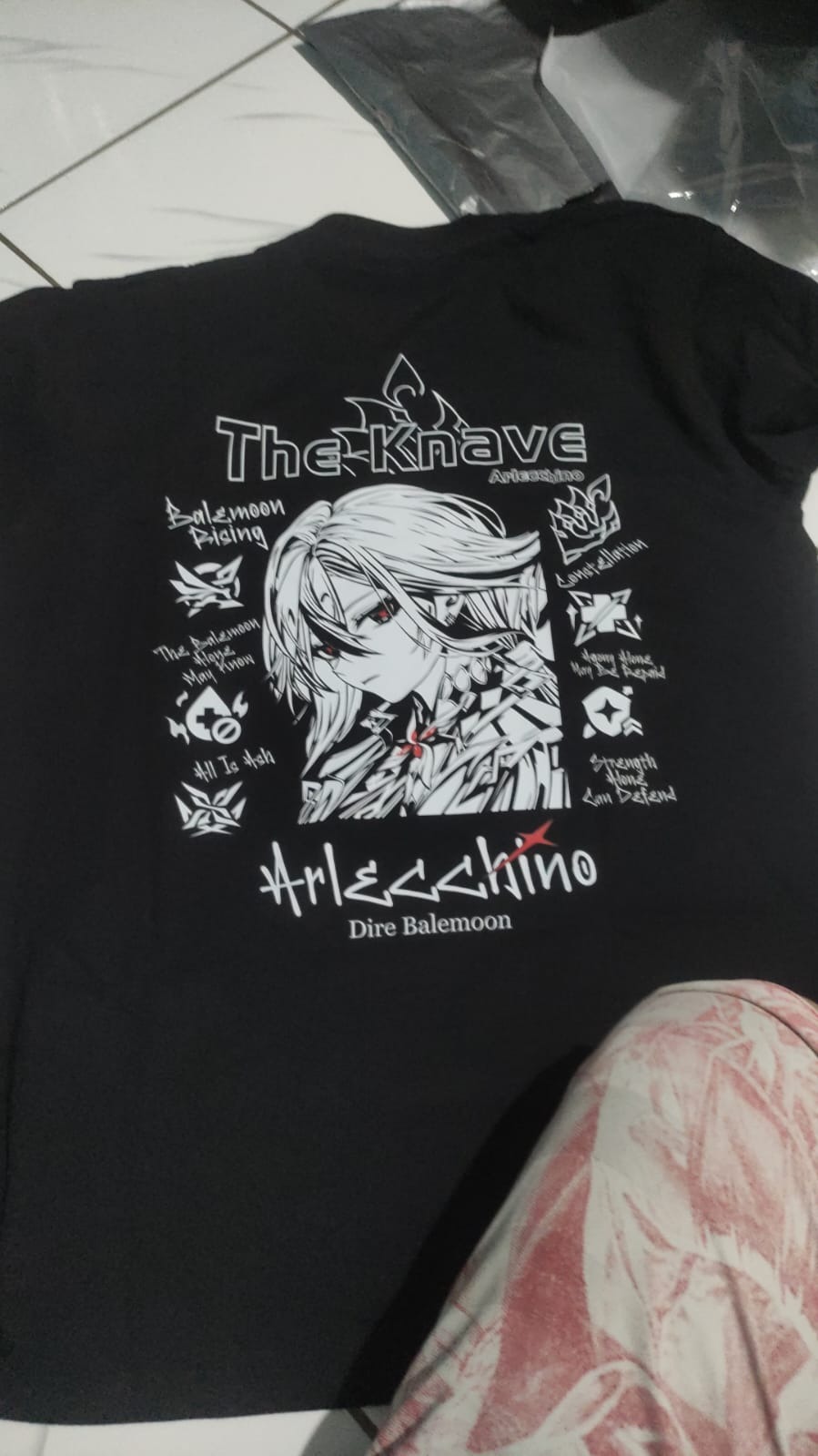 Tampak belakang baju