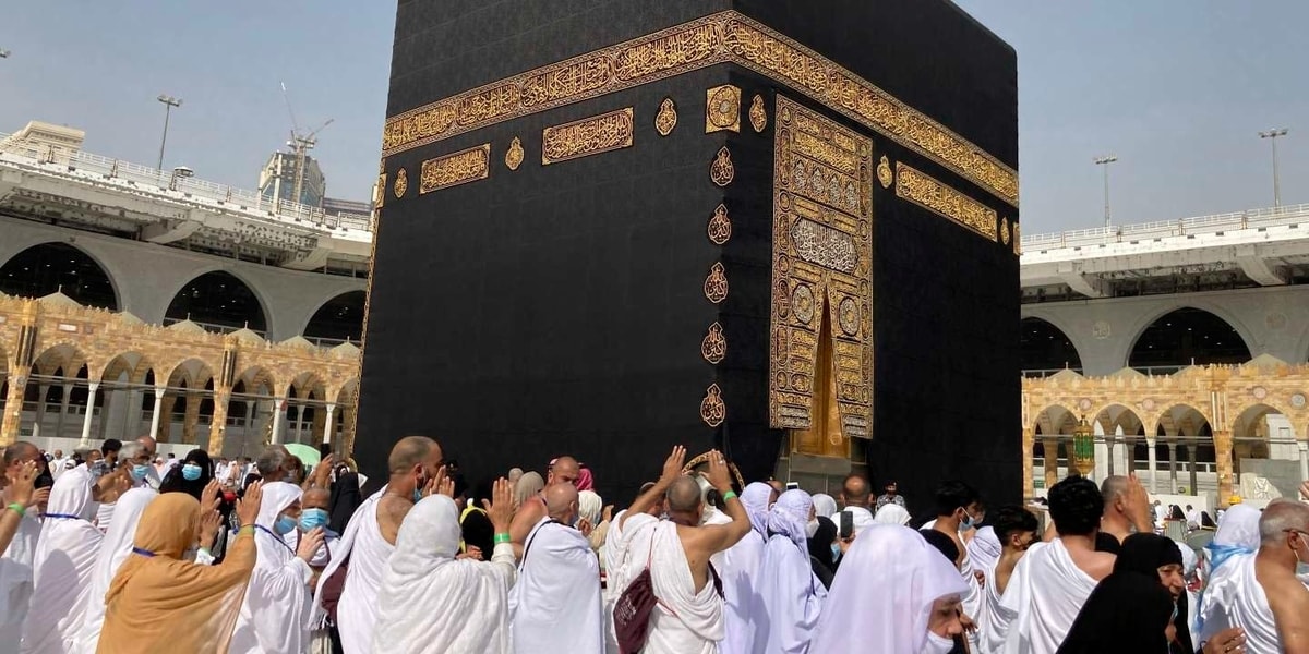 Apa Itu Umroh Furoda?
