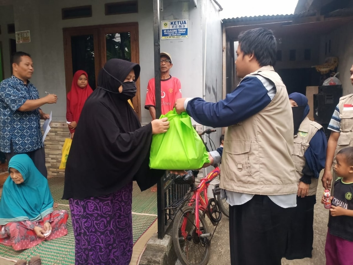 TEBAR 150 PAKET SEMBAKO UNTUK JANDA FAKIR MISKIN