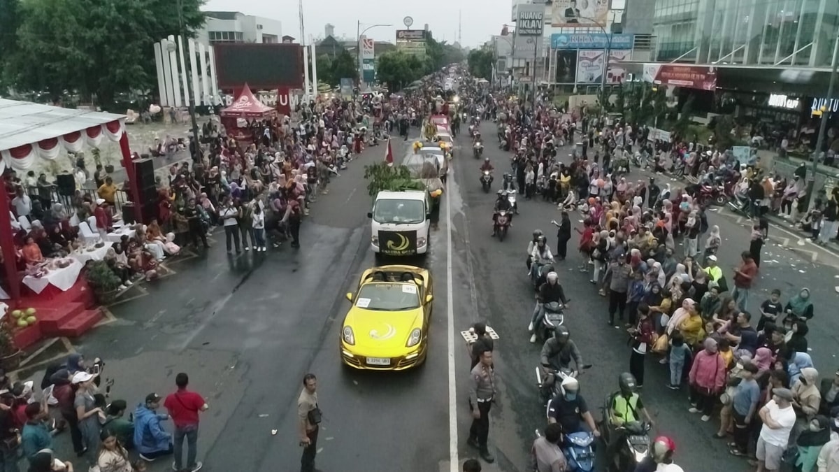 Garuda Gold Bagi-Bagi Emas di Karnaval Pembangunan Purwokerto!