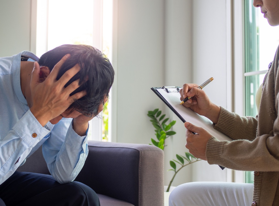 Kesehatan Mental di Tempat Kerja: Cara Menjaga Stres Tetap Terkendali