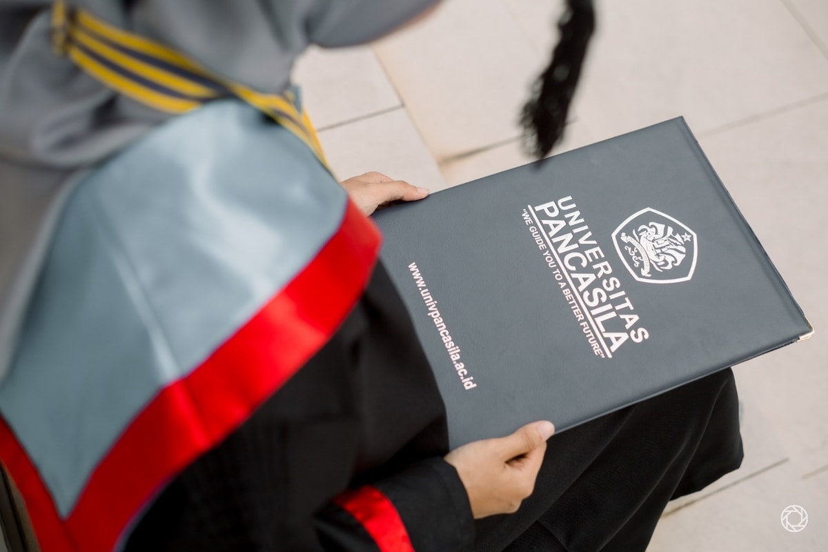 Graduation Session @matakuliahterakhir