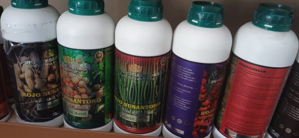 Pupuk Organik Cair plus Humic Acid Rojo Nusantoro