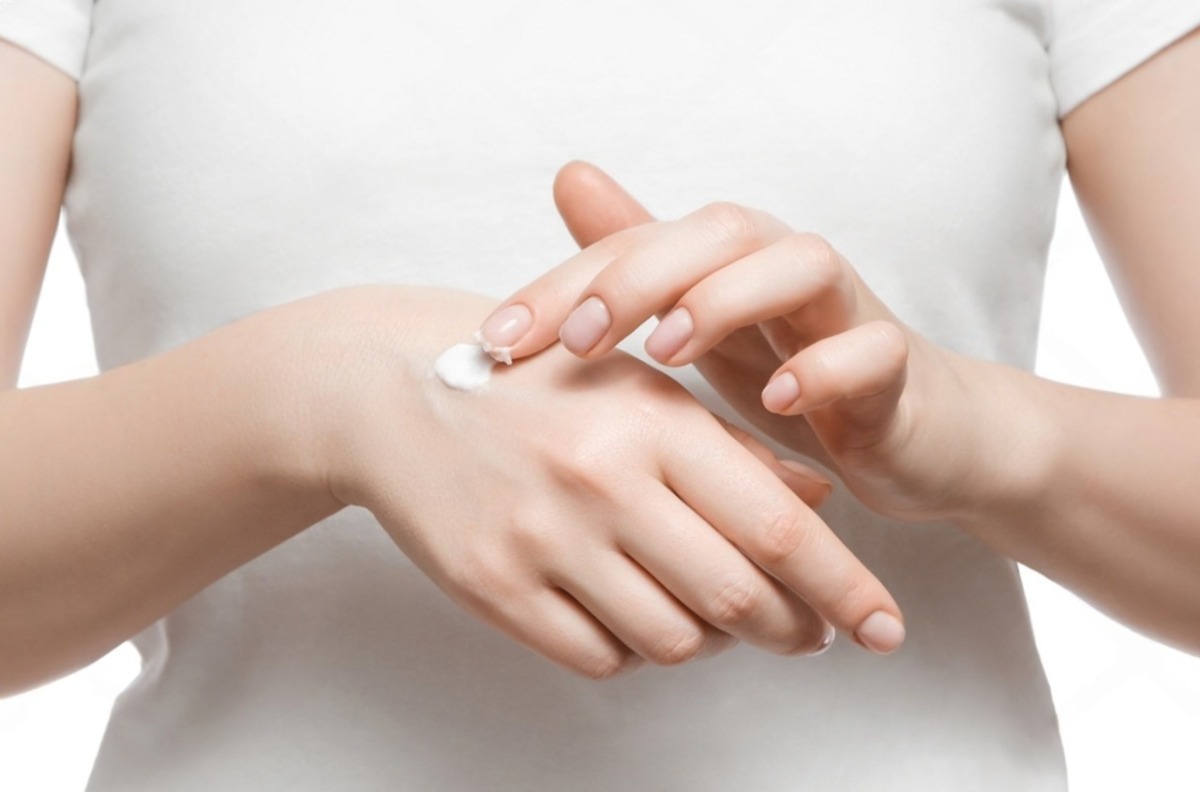 Rahasia Kulit Cerah dan Glowing Seketika Wangi Tahan Lama Tanpa Hanya dengan Alamin Brightening Booster Infusion Body Lotion