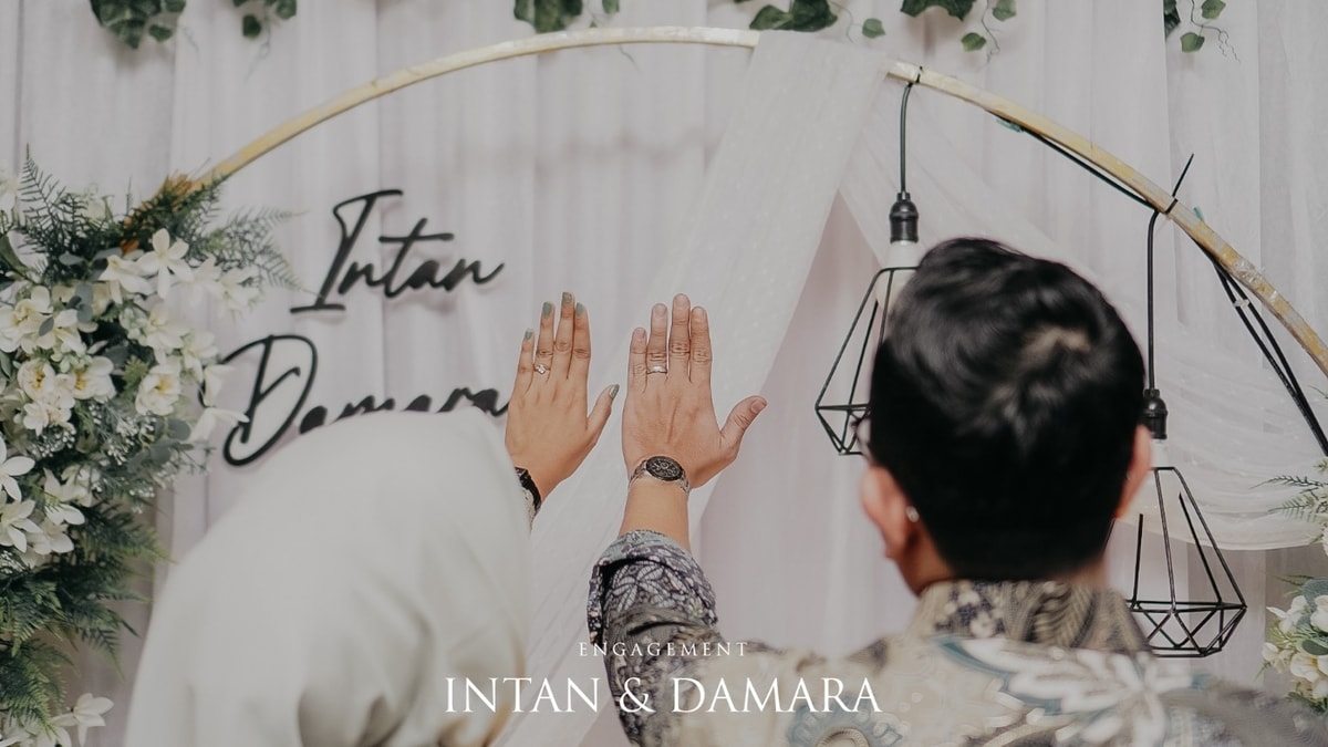 Engagement Intan & Damara