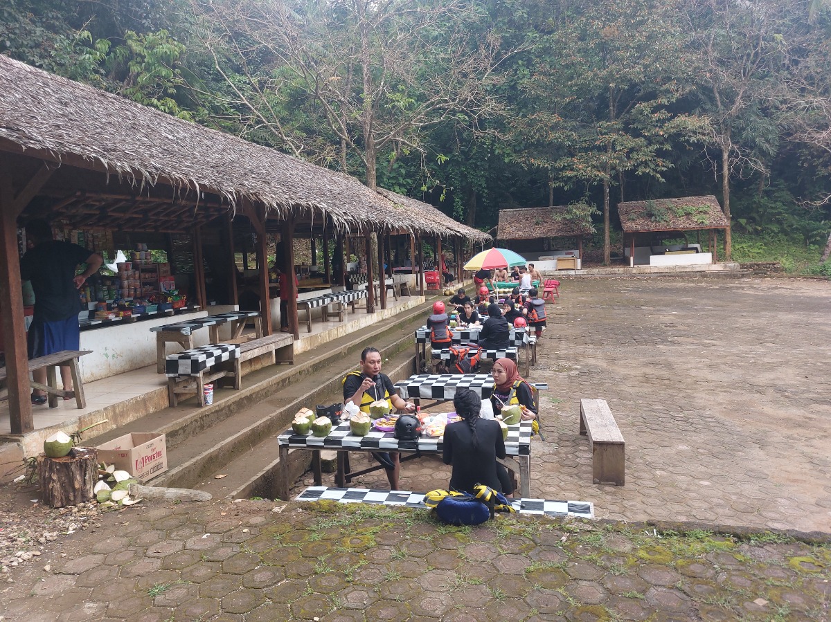 Dermaga dua Green Canyon
