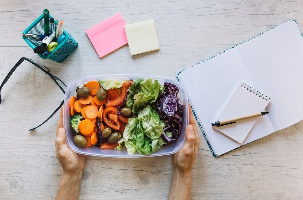 Apa Itu Meal Replacement? Berikut Penjelasan dan Manfaatnya bagi  Gaya Hidup Sehat!