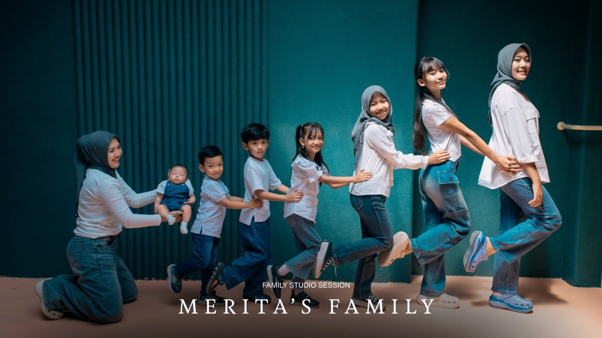 Merita | Family Photo