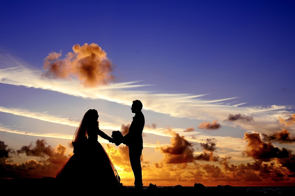 Pengin Nikah Sama Bule? Siap dengan 5 Tantangan Menikahi WNA Ini?