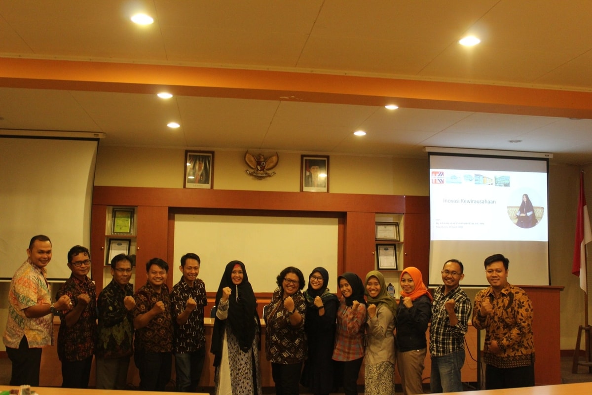 “Membangun Wirahusaha muda, UST Adakan Sharing Discussion Bersama Wirausahawan Alumni MM UST”