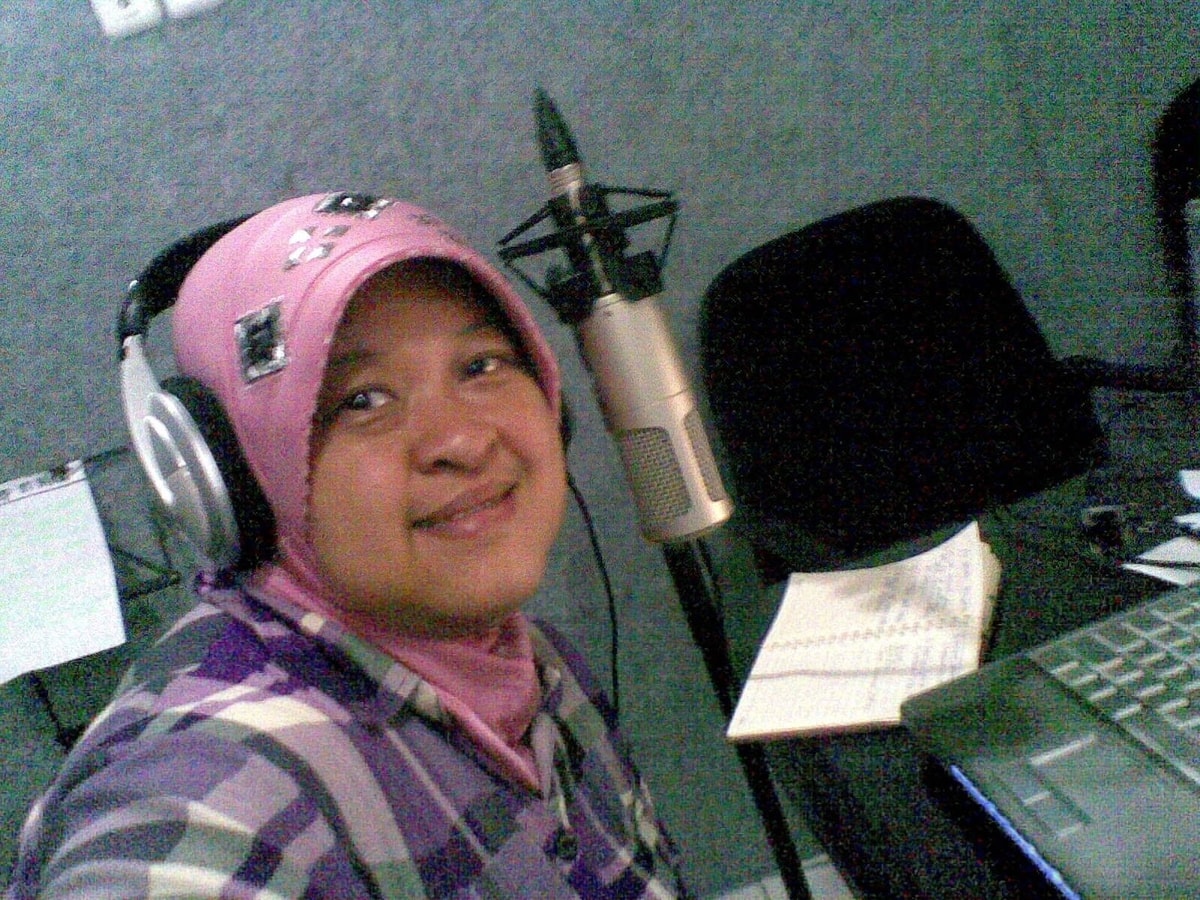 Behind the scene: at the recording studio, Kesaint Blanc Jakarta
